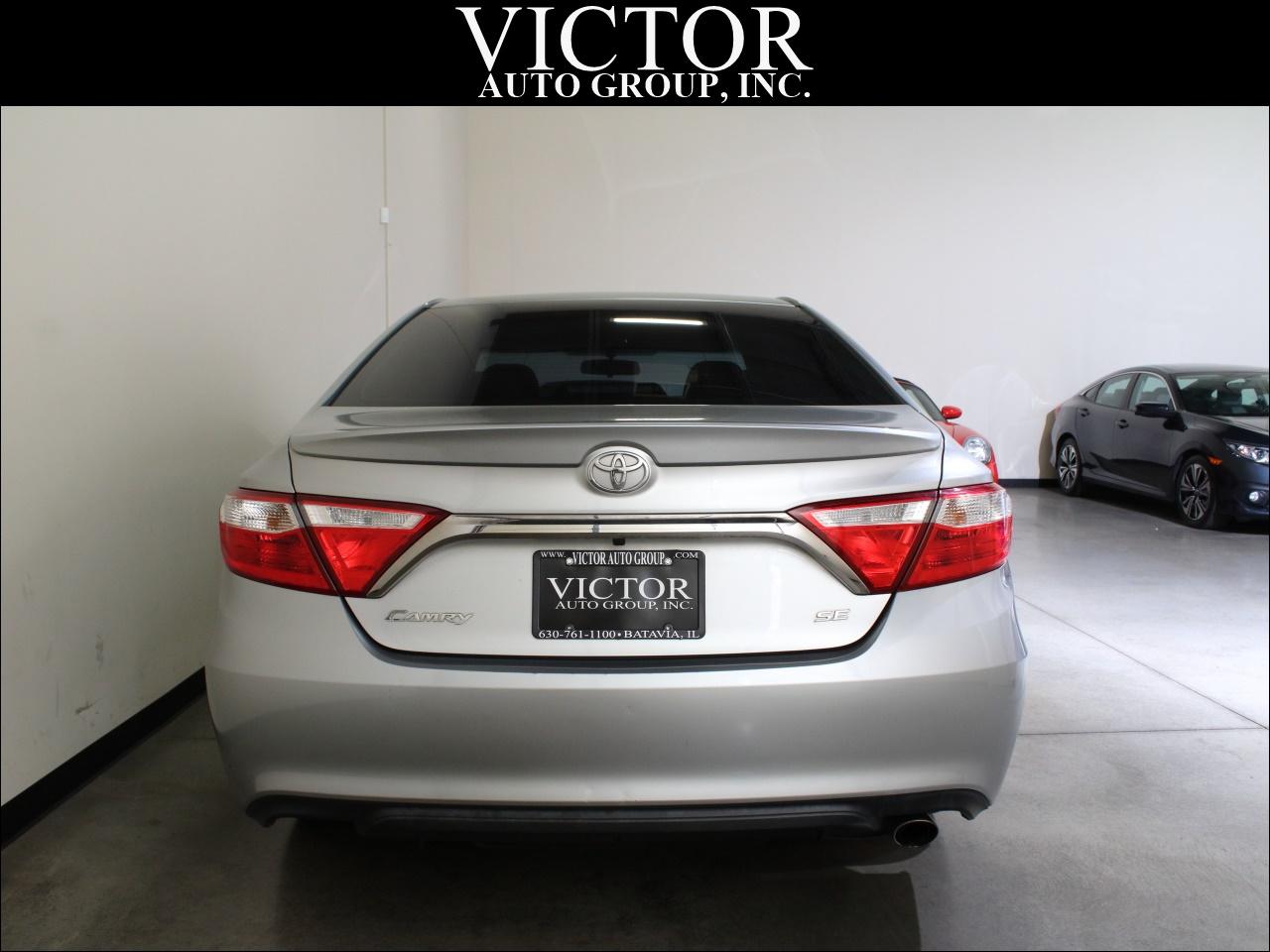 Toyota Camry SE 2017