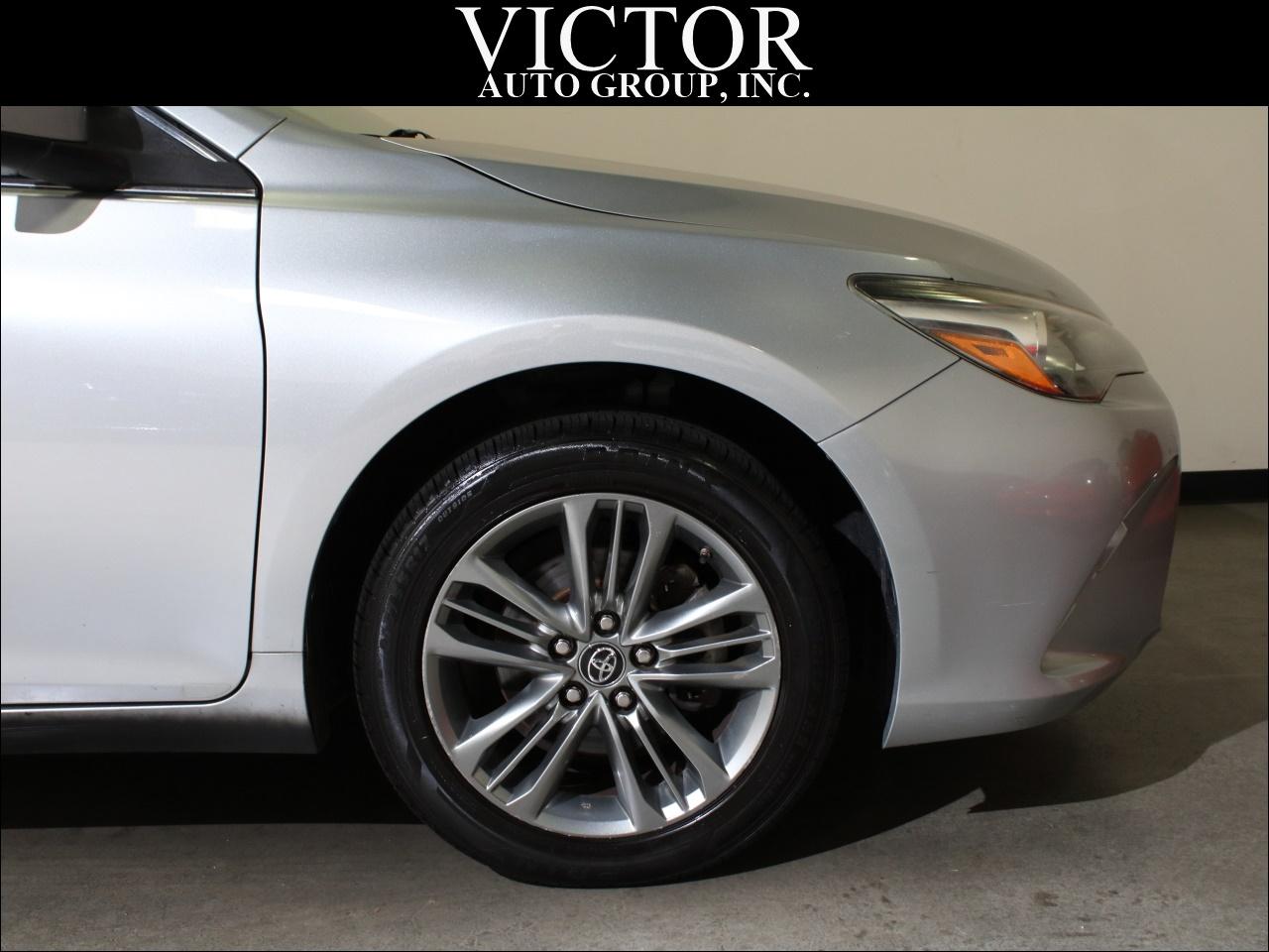 Toyota Camry SE 2017