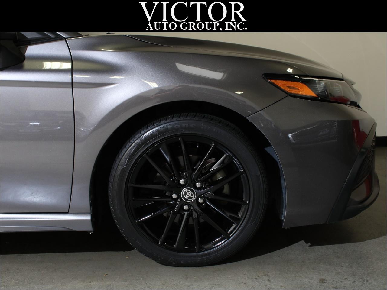 Toyota Camry SE Nightshade Edition 2021