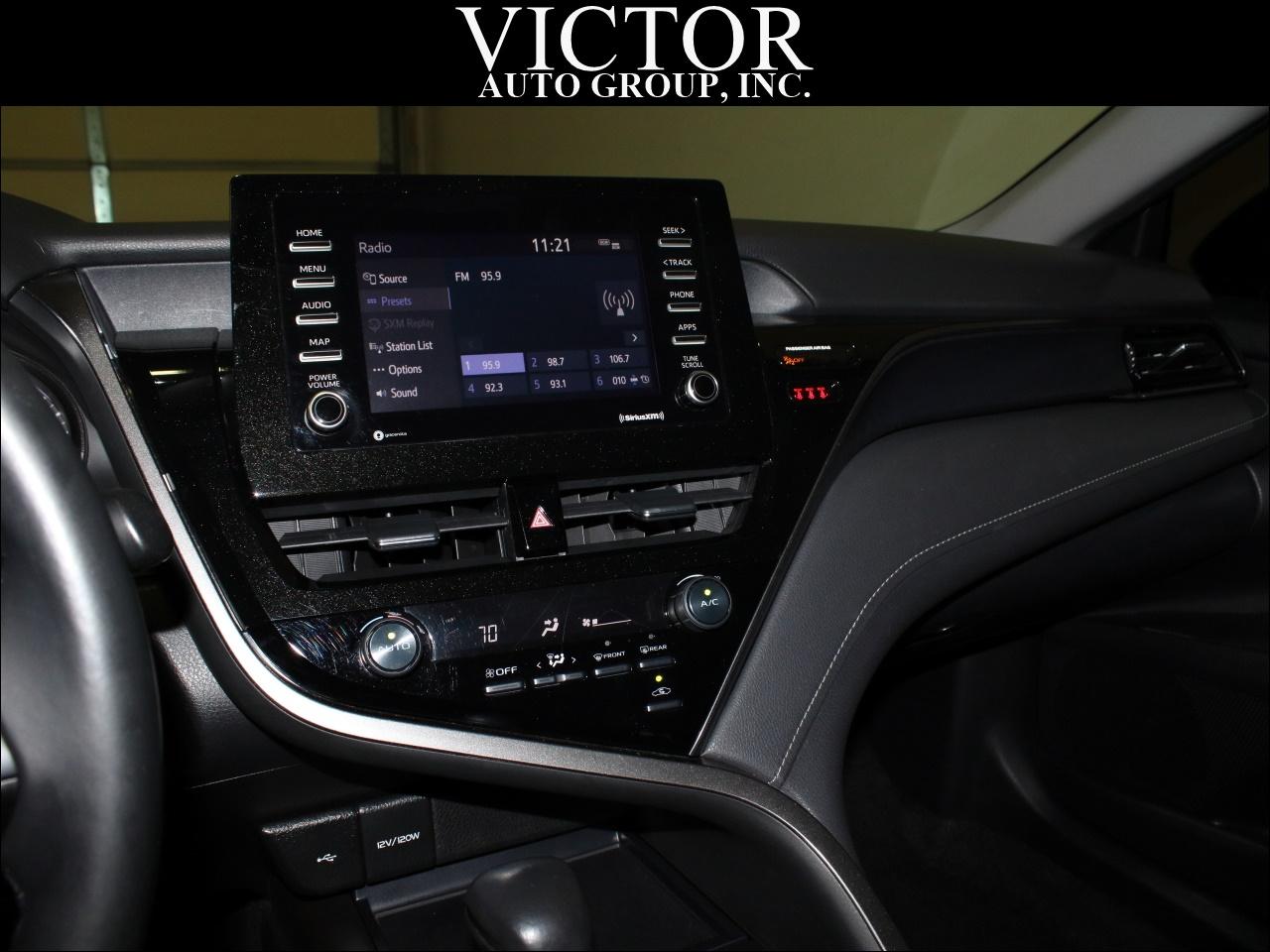 Toyota Camry SE Nightshade Edition 2021