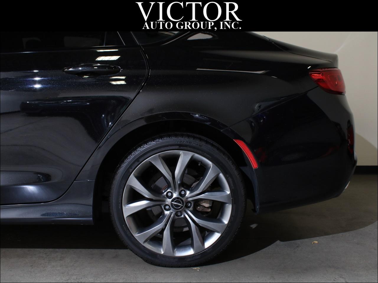 Chrysler 200 S AWD 2015
