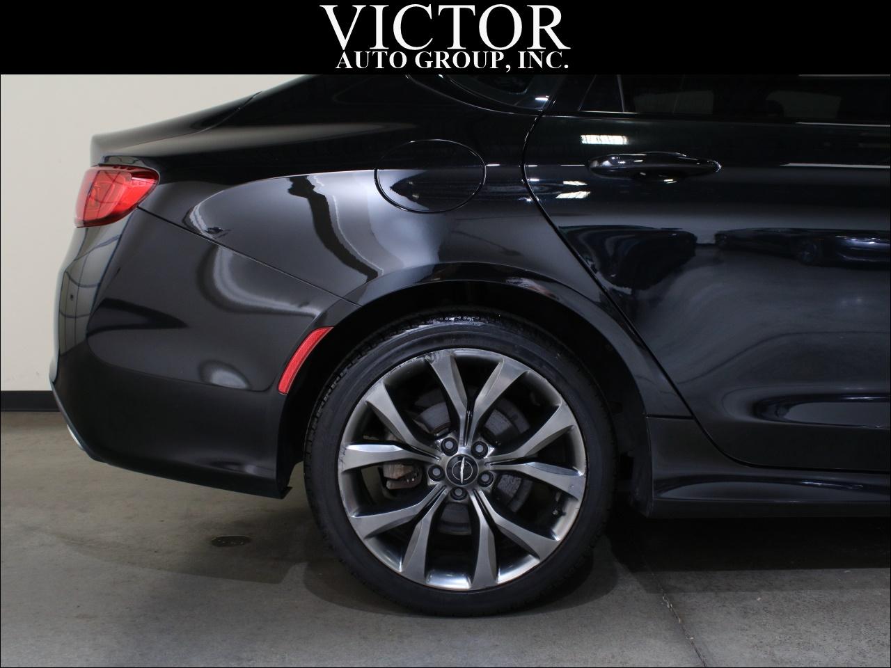 Chrysler 200 S AWD 2015