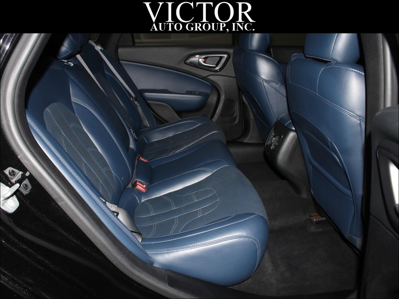 Chrysler 200 S AWD 2015