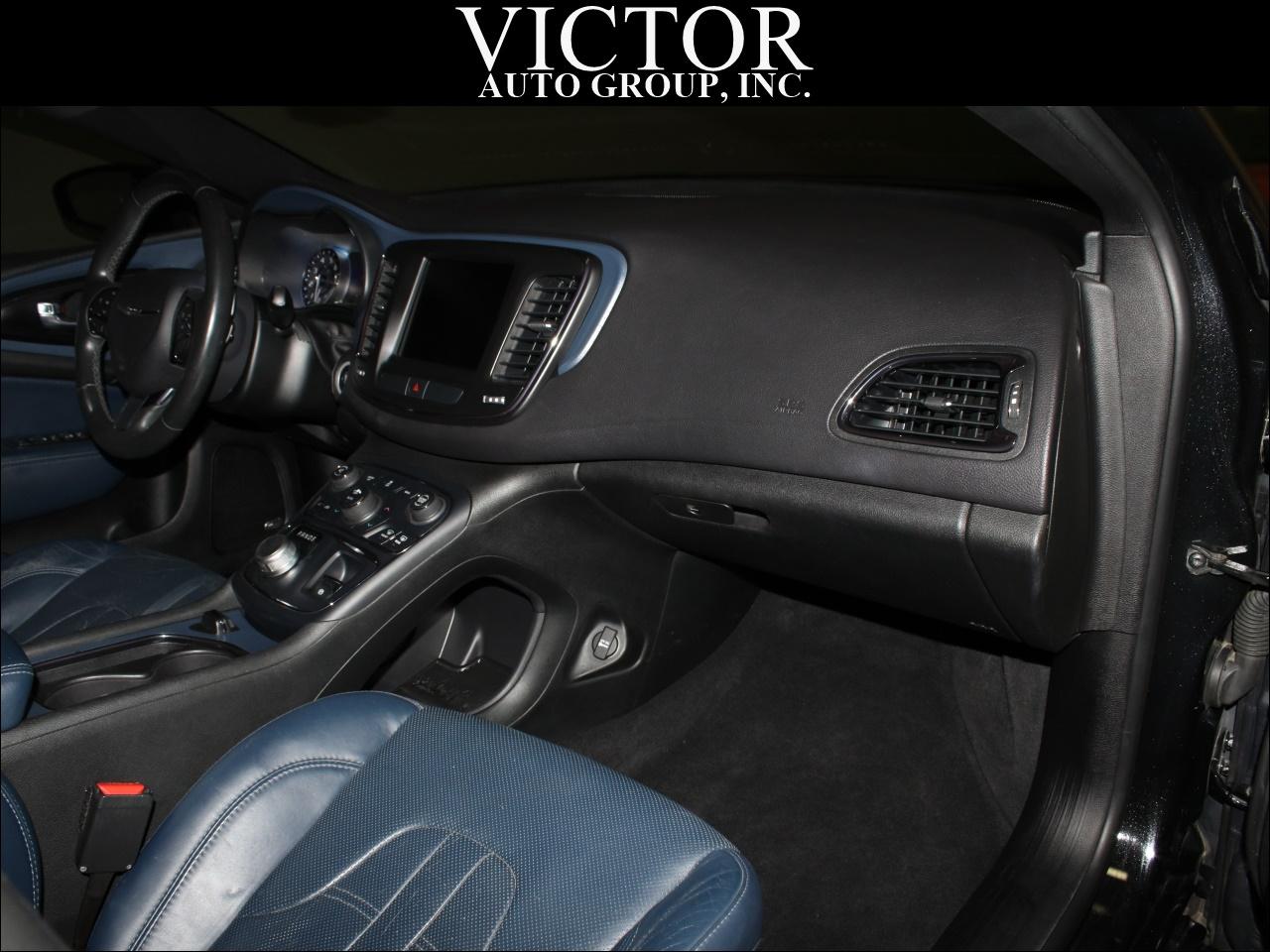 Chrysler 200 S AWD 2015