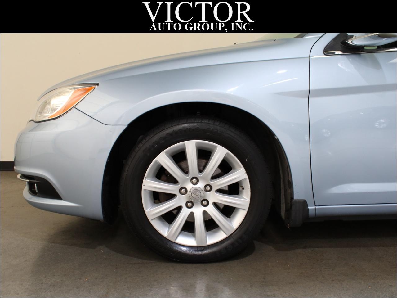 Chrysler 200 Limited 2013