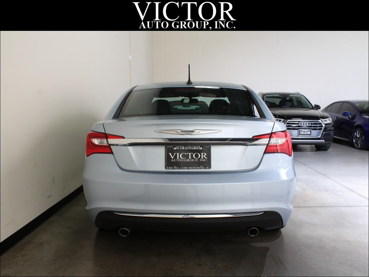 Chrysler 200 Limited 2013