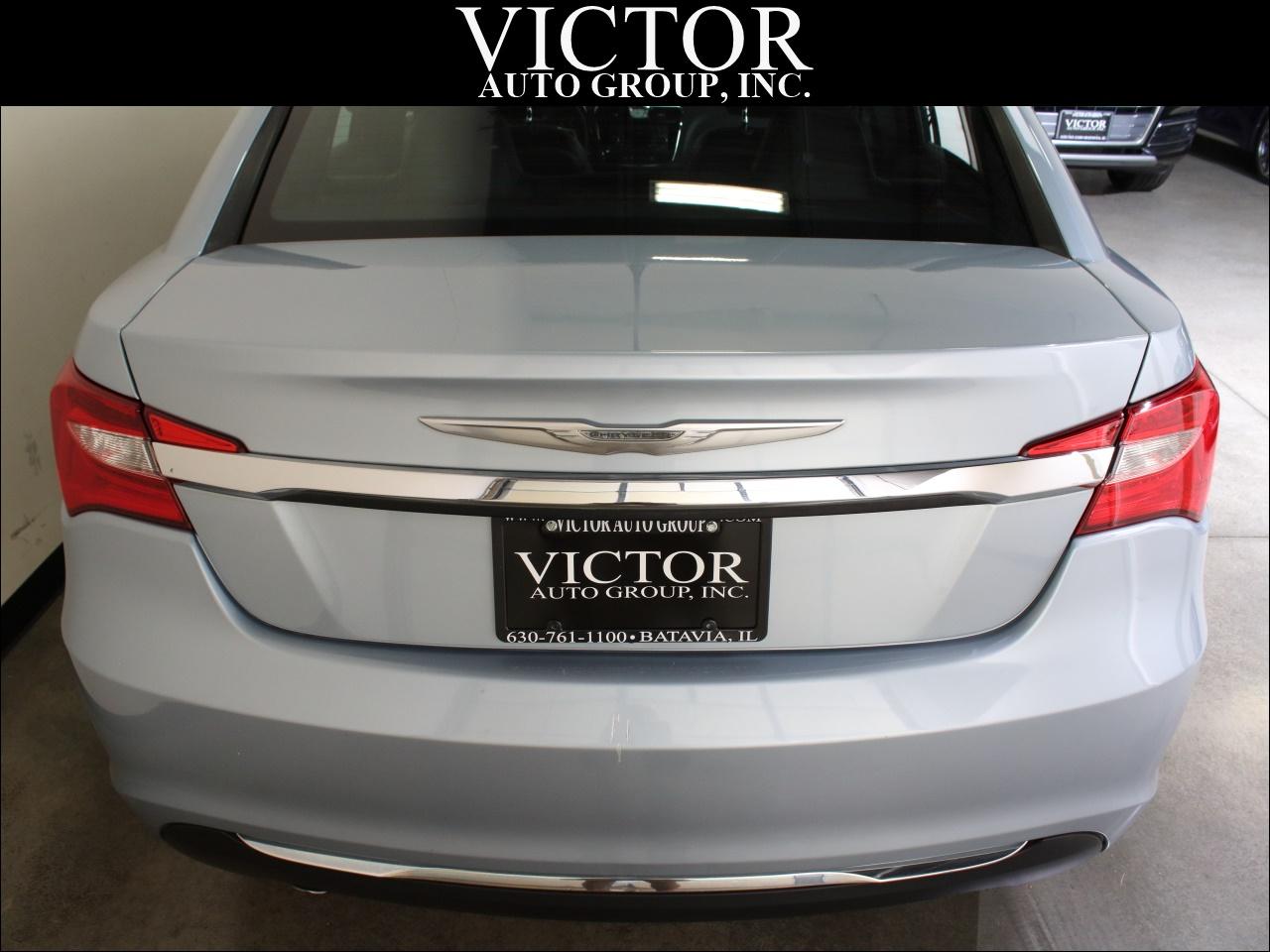 Chrysler 200 Limited 2013