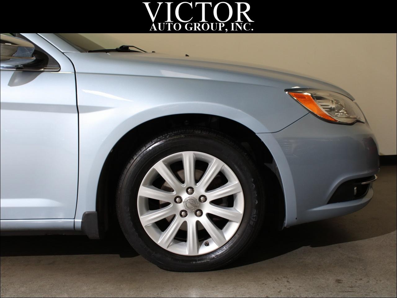 Chrysler 200 Limited 2013