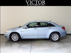 2013 Chrysler 200 