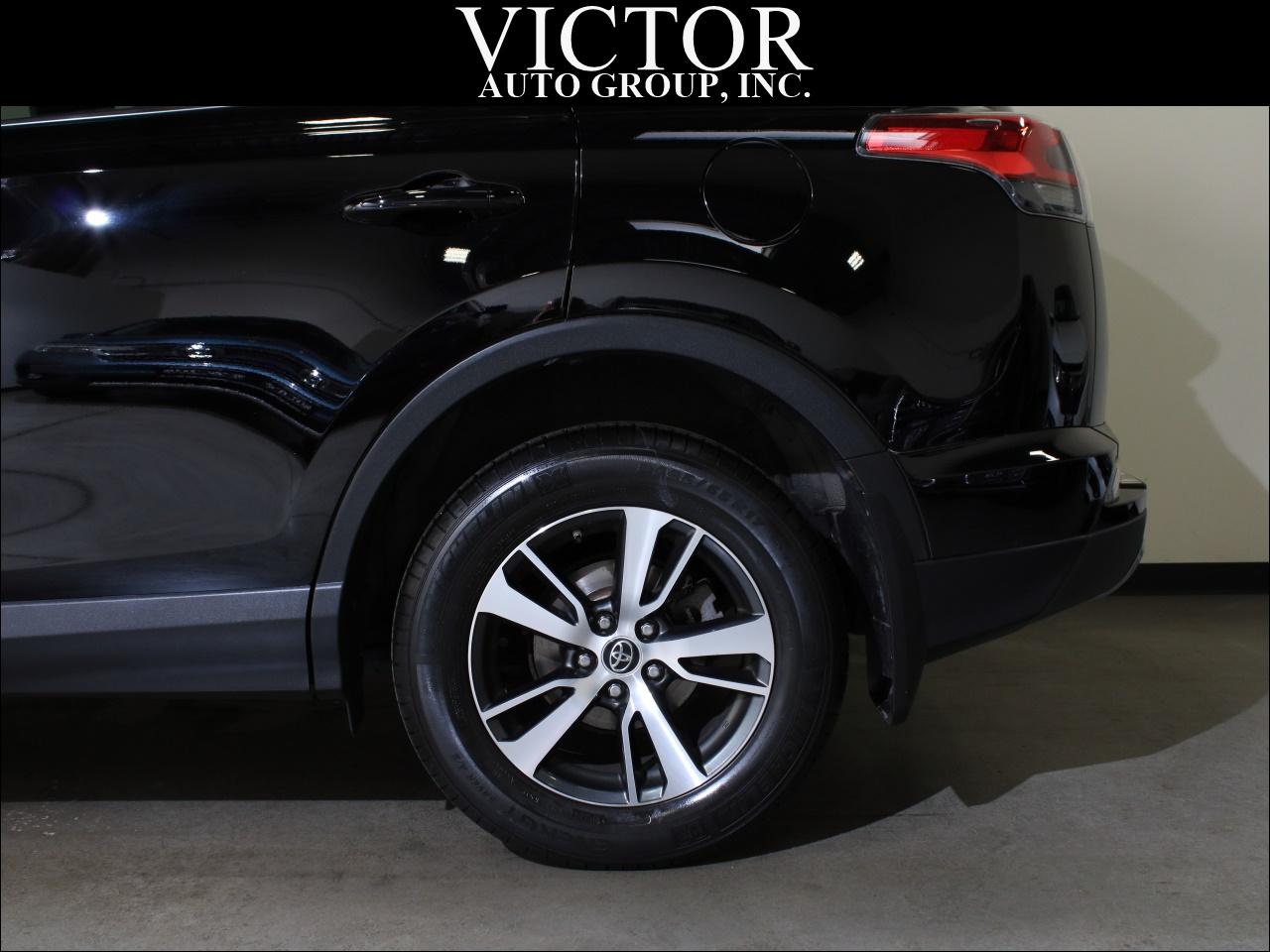 Toyota RAV4 XLE AWD 2018