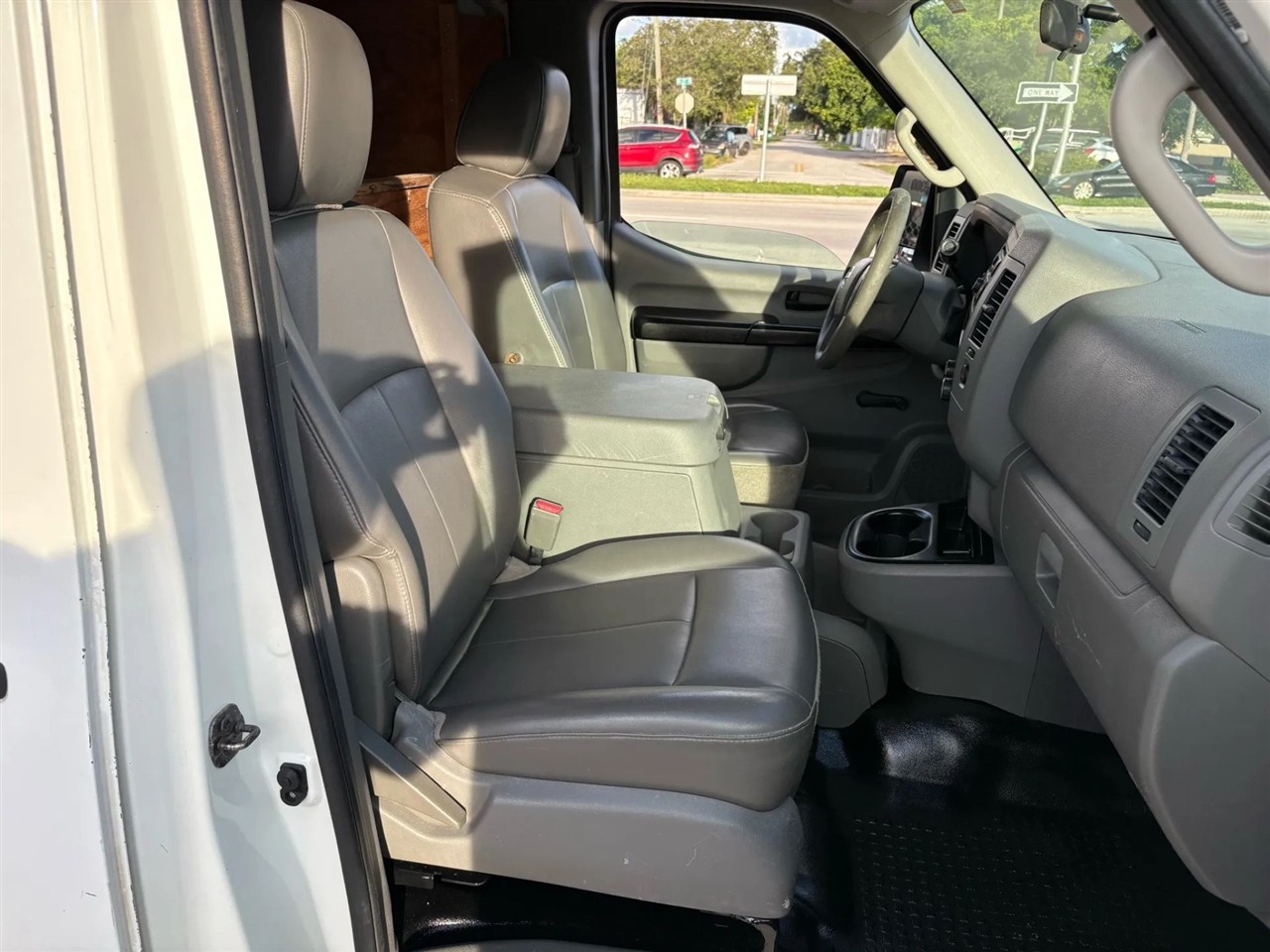Nissan NV Cargo  2013 Nissan NV Cargo  2013