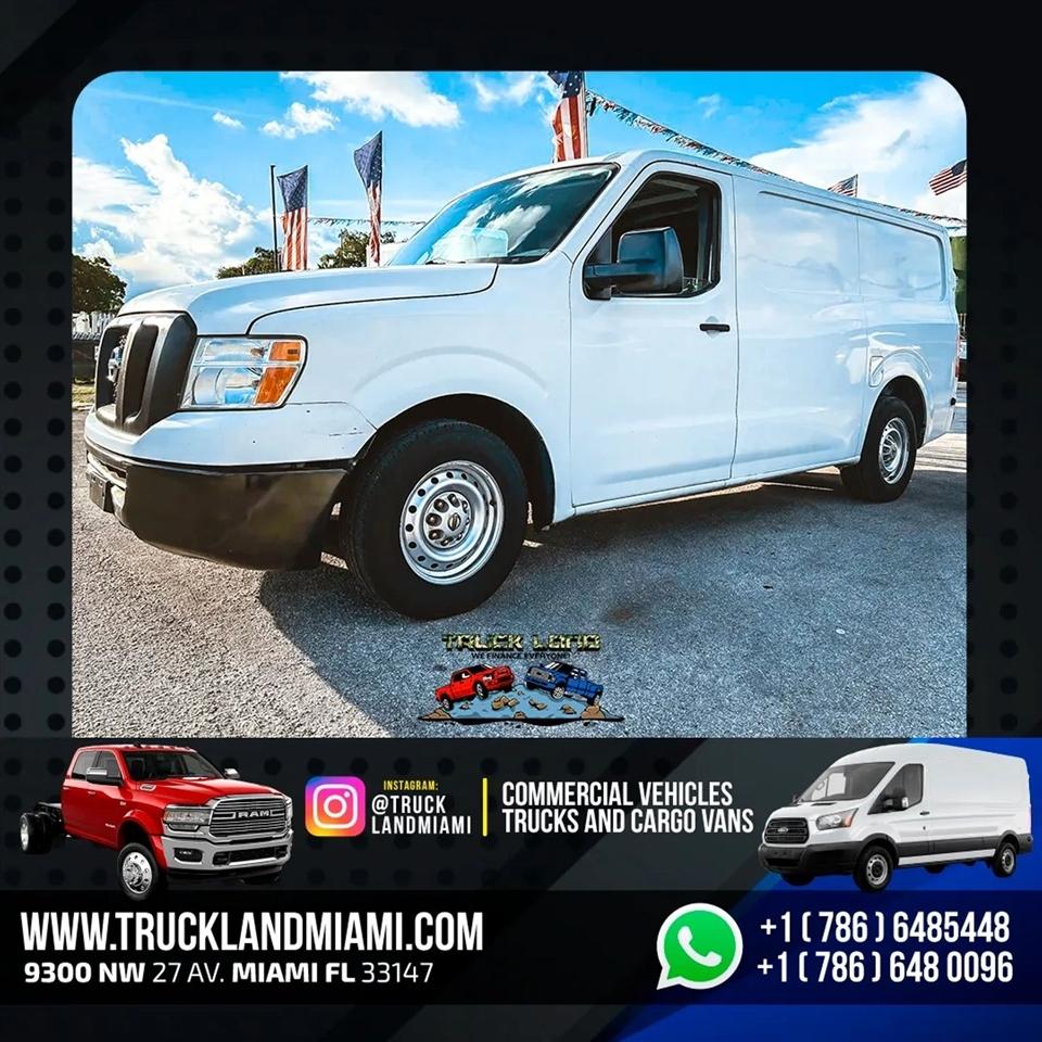 Nissan NV Cargo  2013