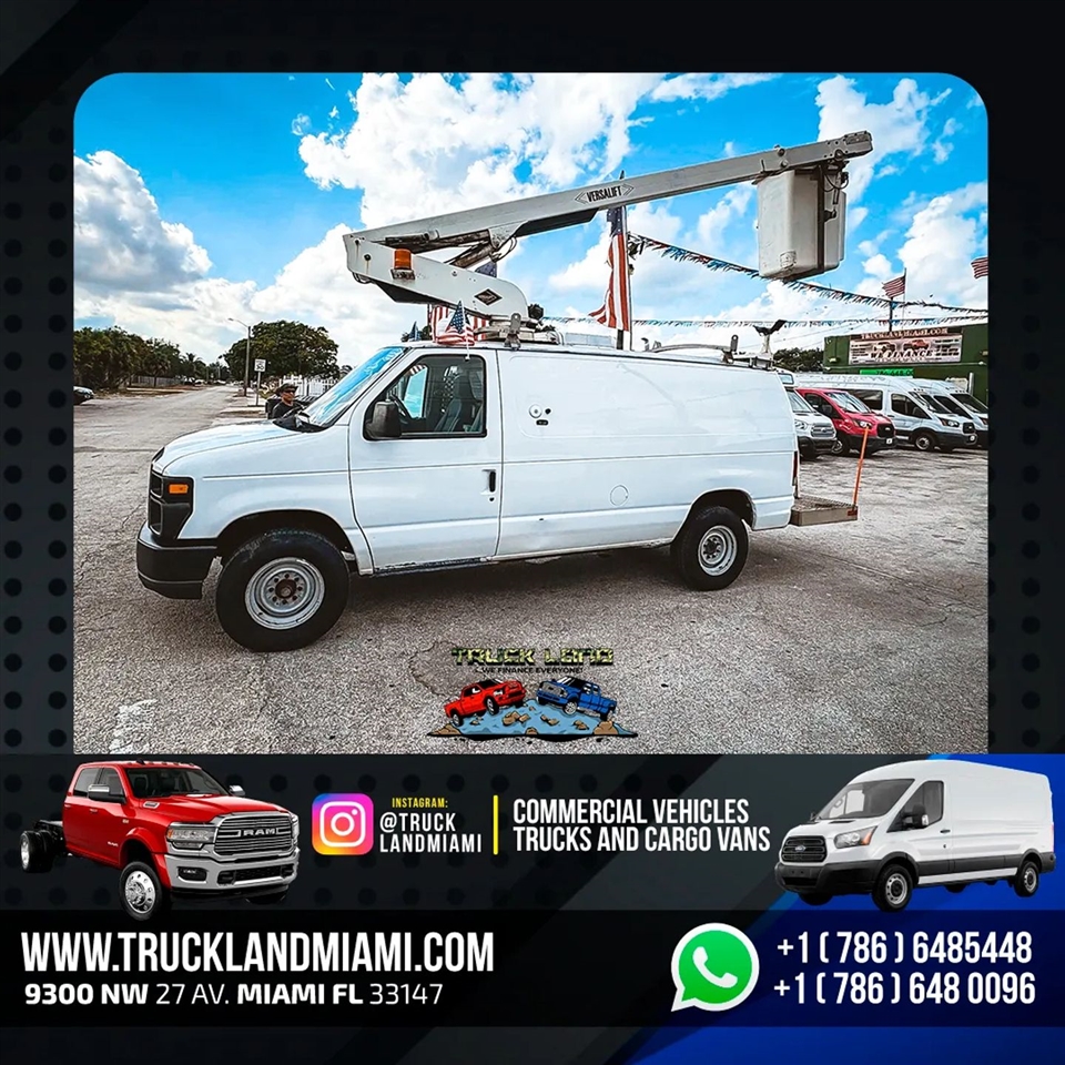 2012 Ford Econoline Van 3D