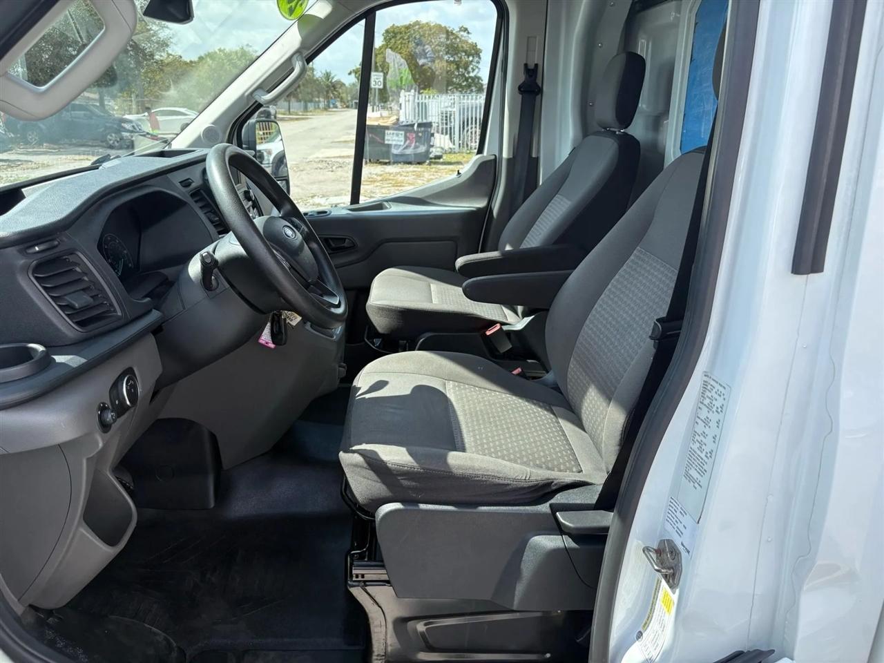 Ford Transit  2020