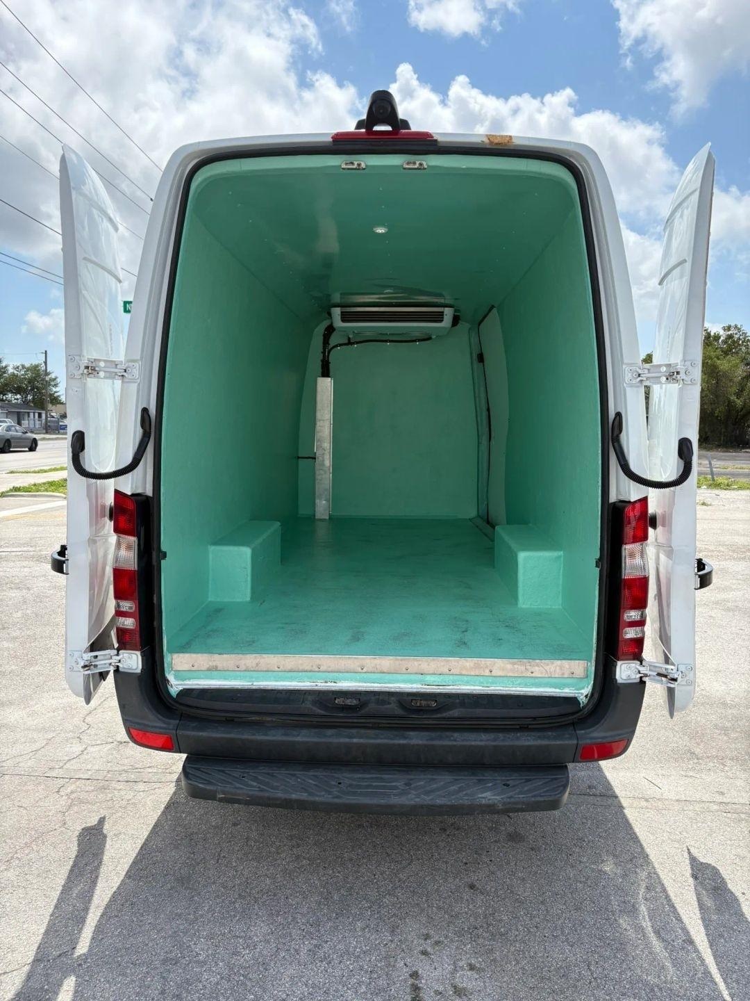 Mercedes-Benz Sprinter  2018