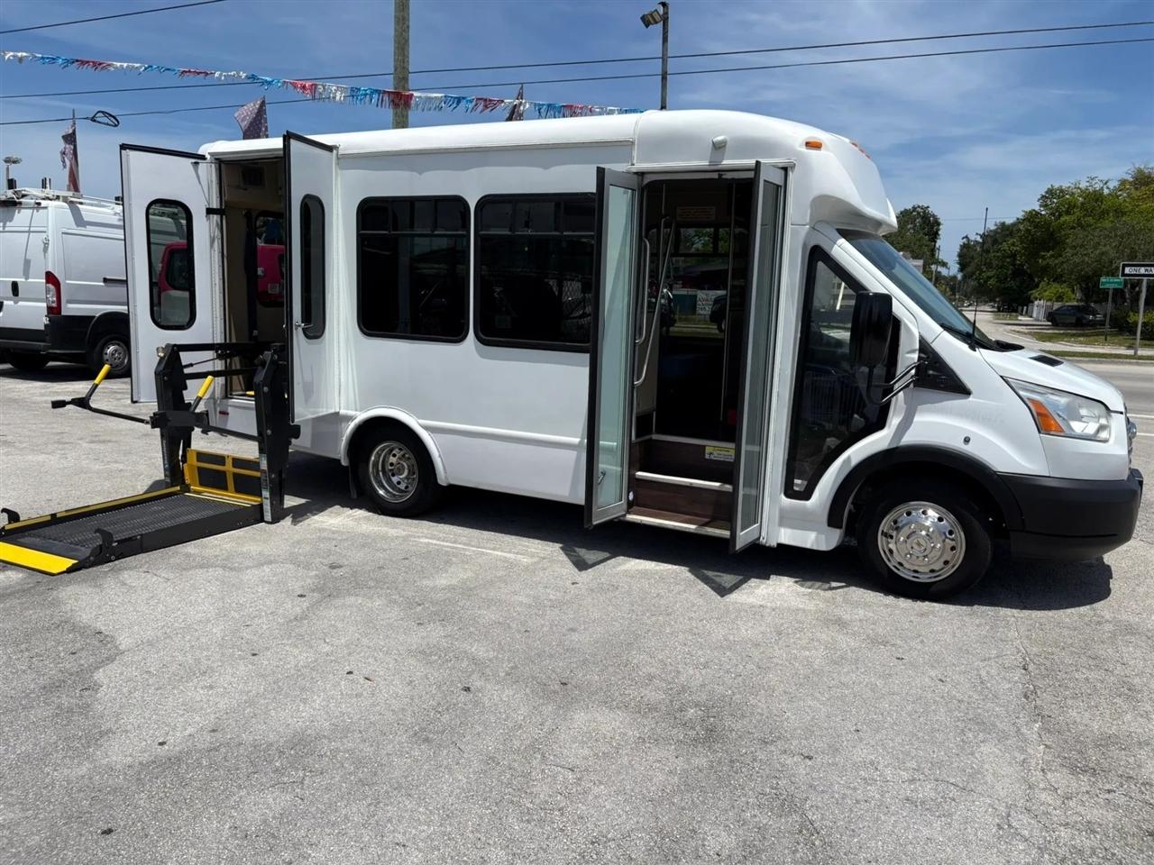 Ford Transit  2019