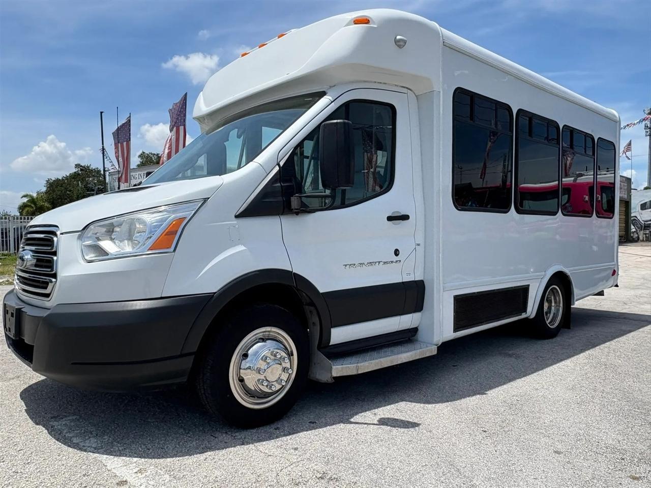 Ford Transit  2019