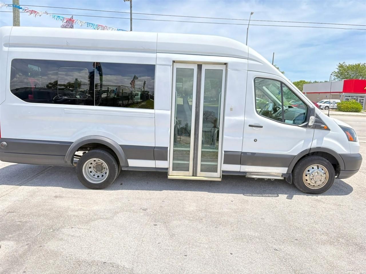Ford Transit  2019