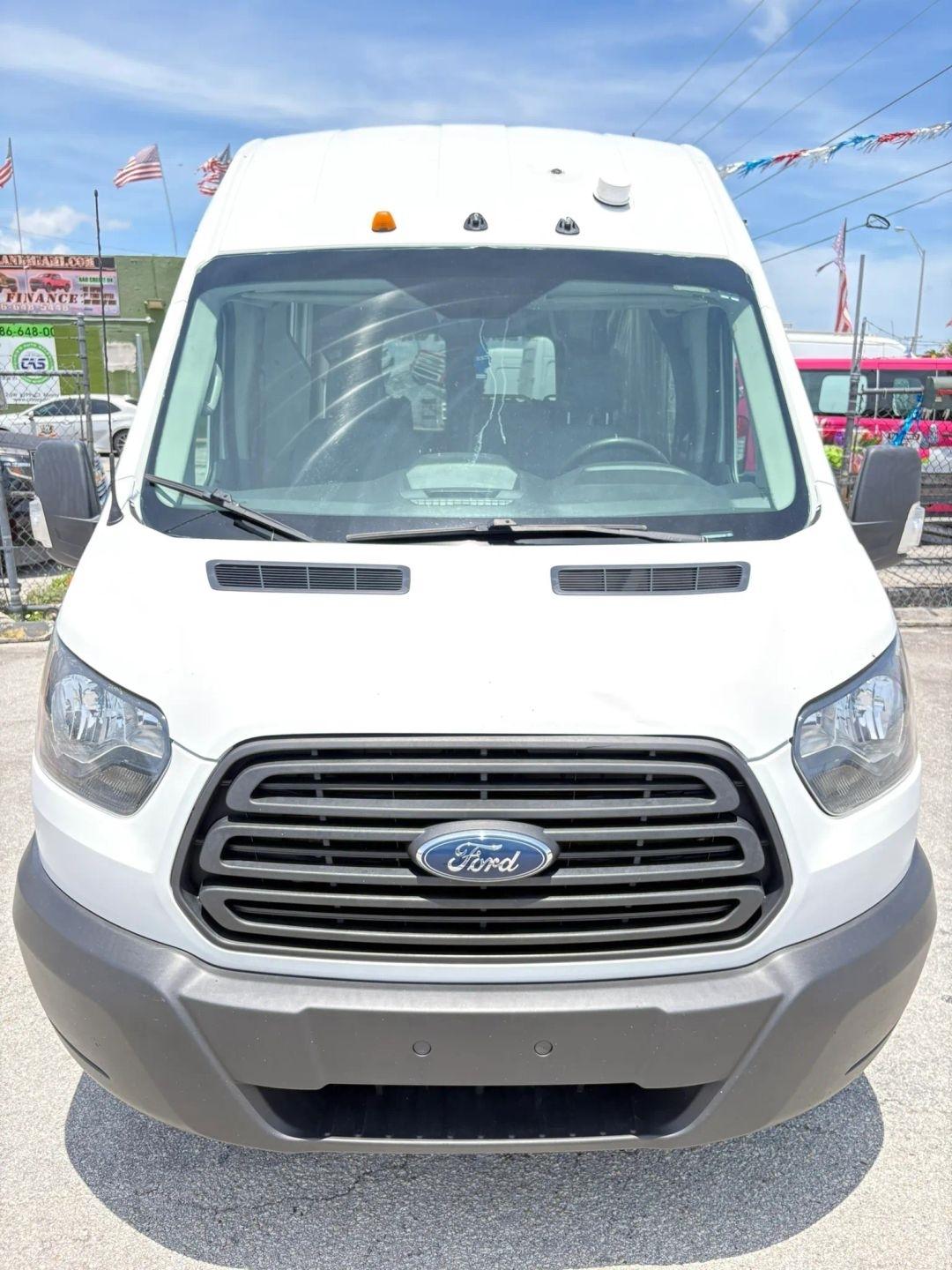 Ford Transit  2019