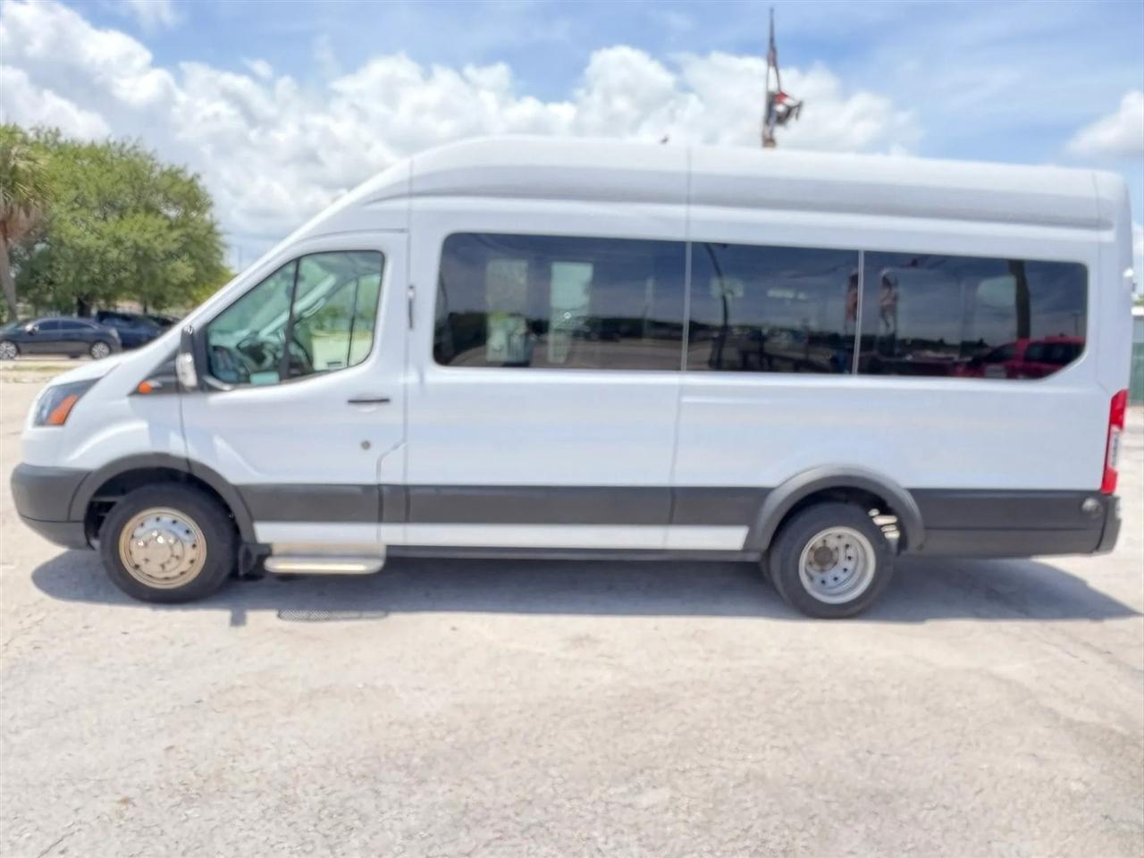 Ford Transit  2019