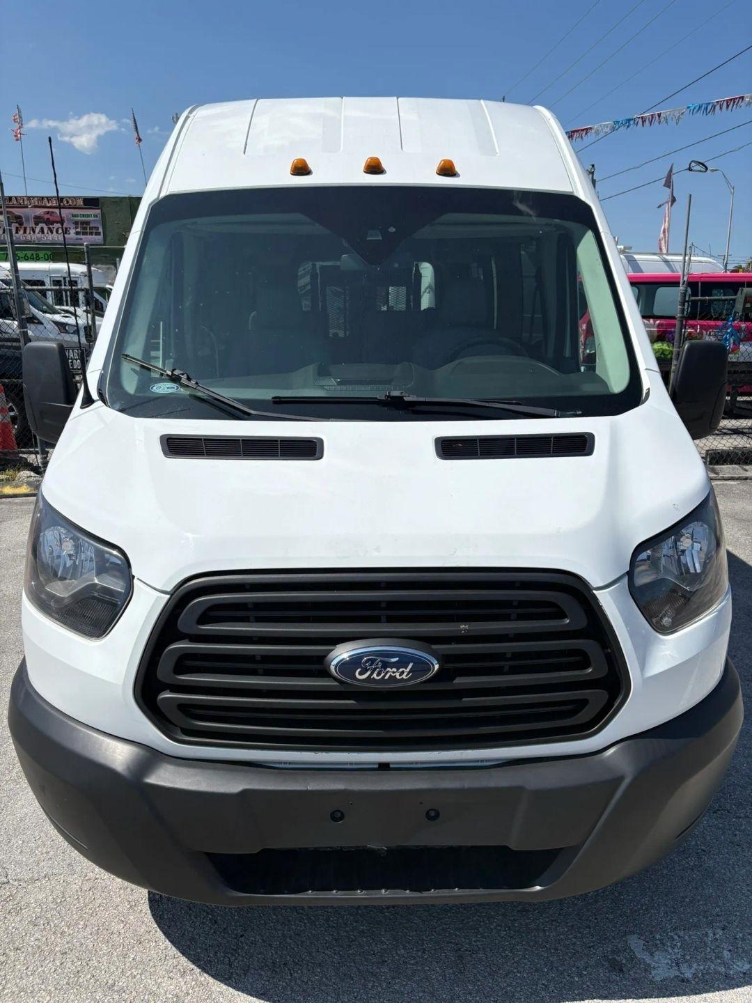 Ford Transit  2019