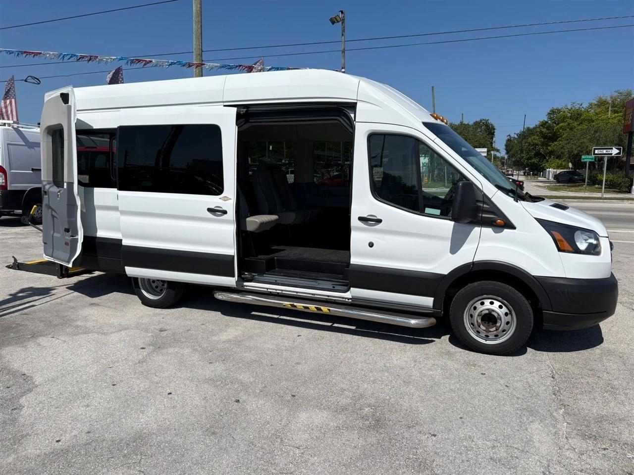 Ford Transit  2019
