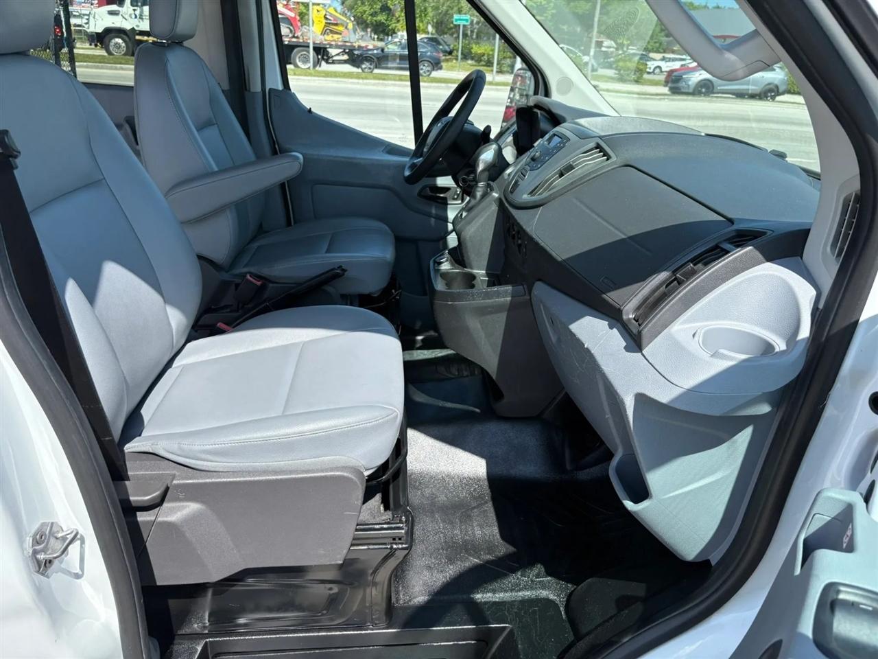 Ford Transit  2019