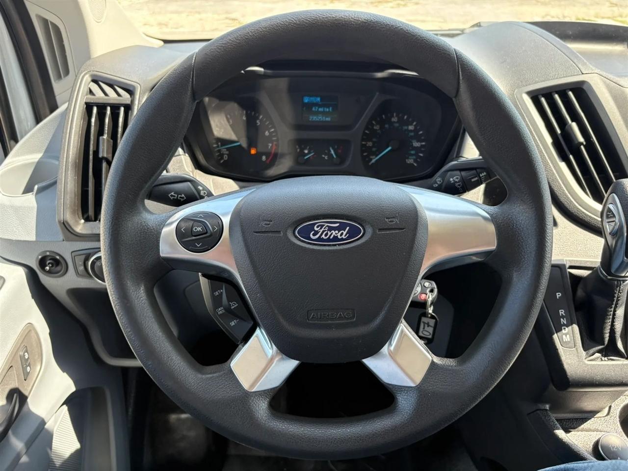 Ford Transit  2019