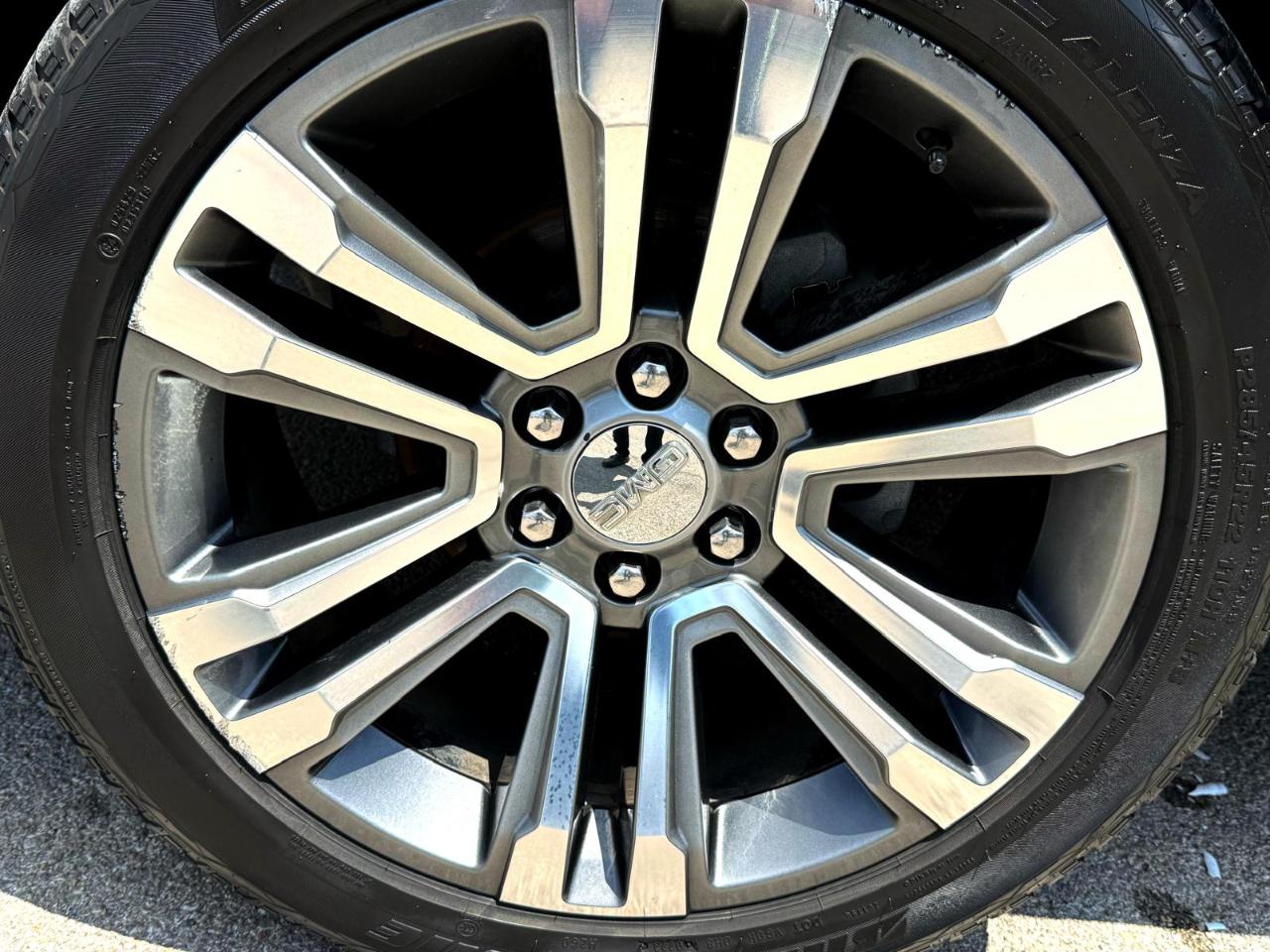 GMC Yukon Denali 2WD 2018