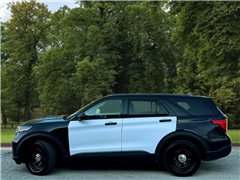2021 Ford Explorer  2021 Ford Explorer