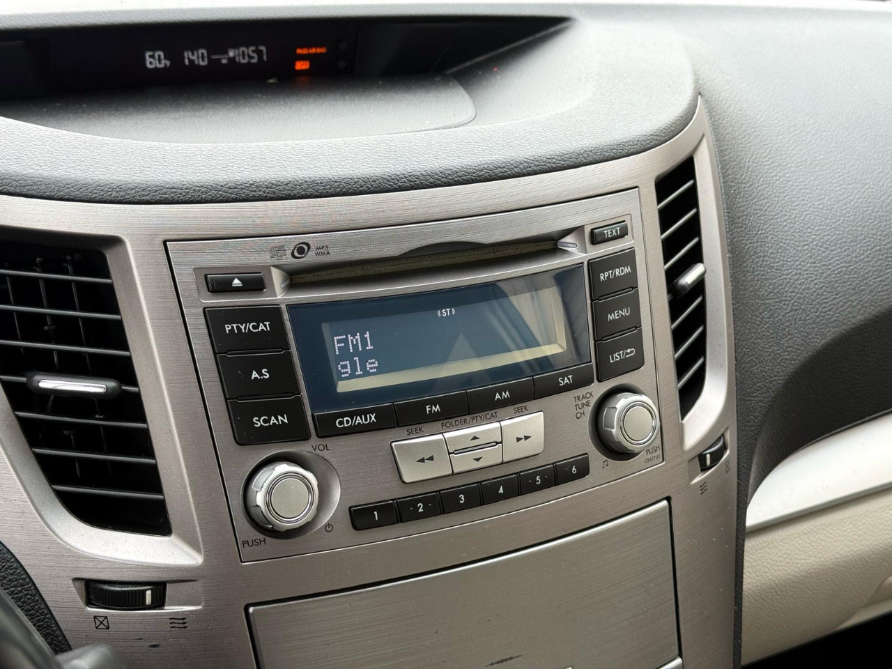 Subaru Outback 2.5i Premium 2012