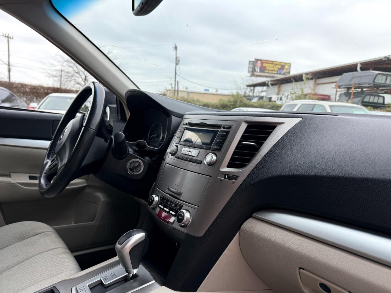 Subaru Outback 2.5i Premium 2012