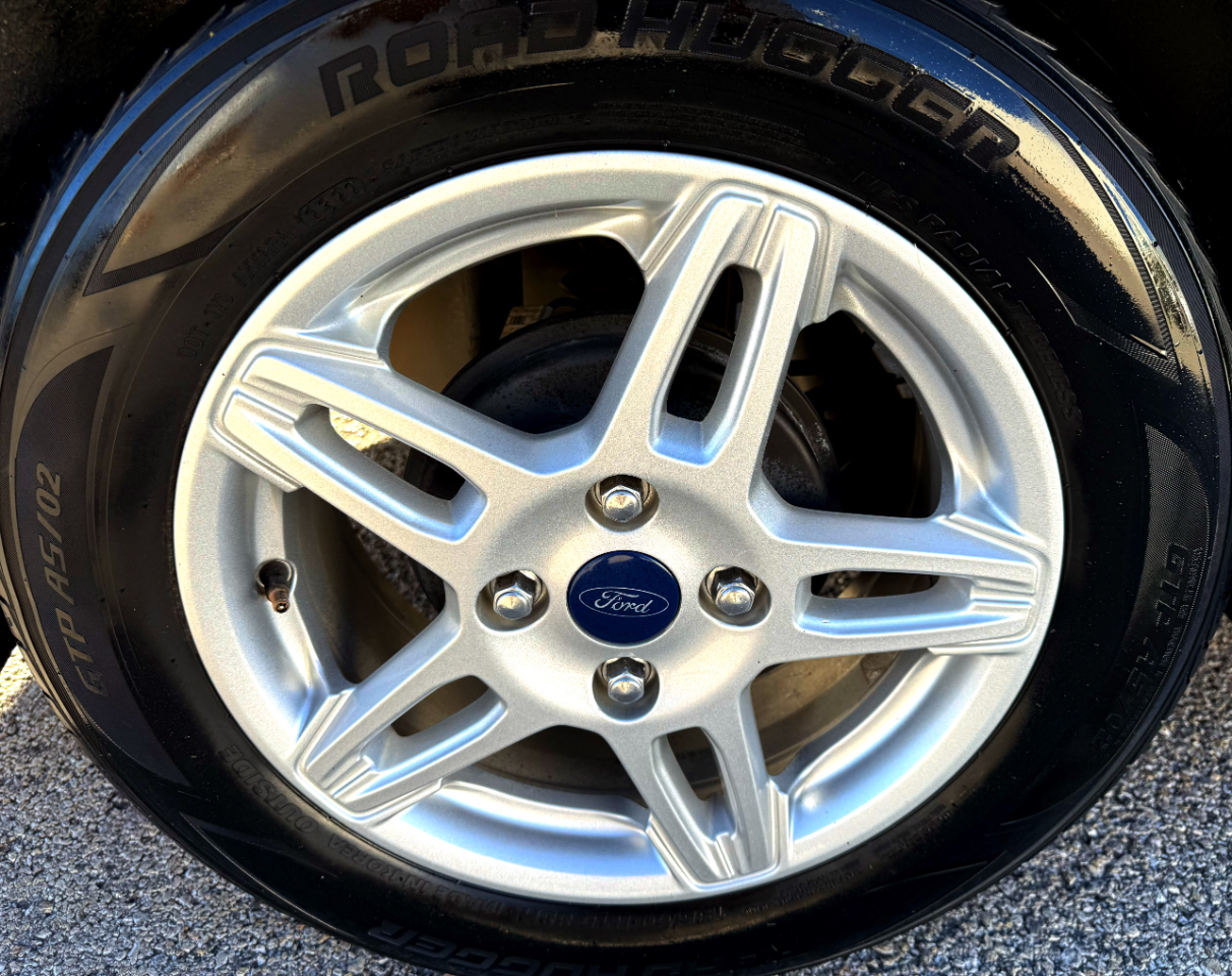 Ford Fiesta SE Sedan 2018 Ford Fiesta SE Sedan 2018