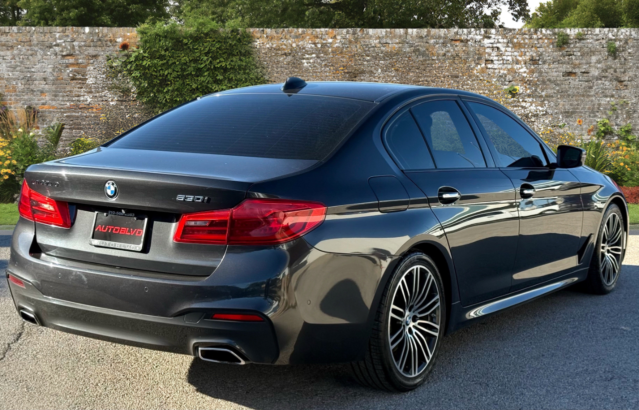 BMW 5-Series 530i 2017 BMW 5-Series 530i 2017