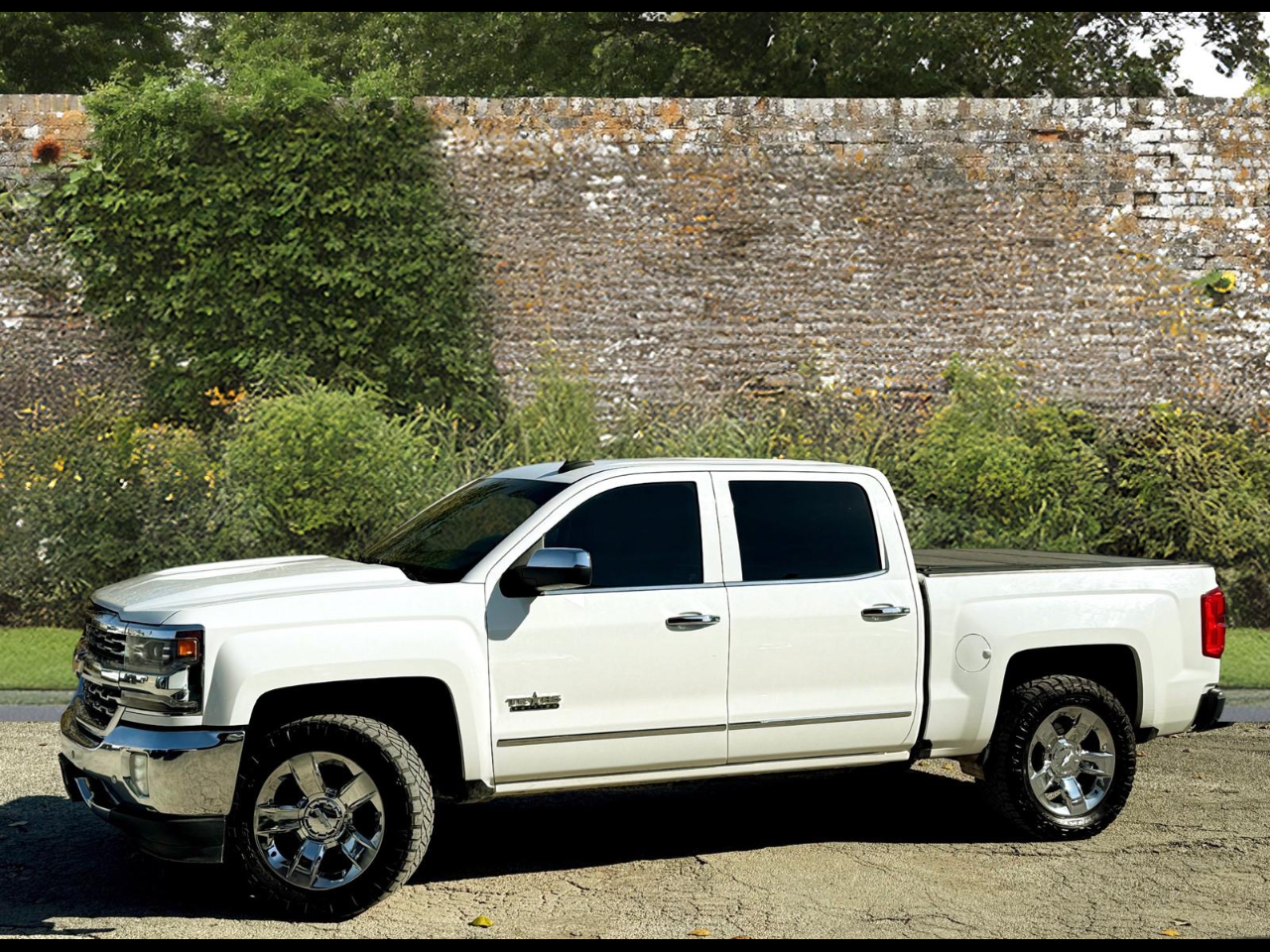2016 Chevrolet Silverado 1500 LTZ Crew Cab 2WD