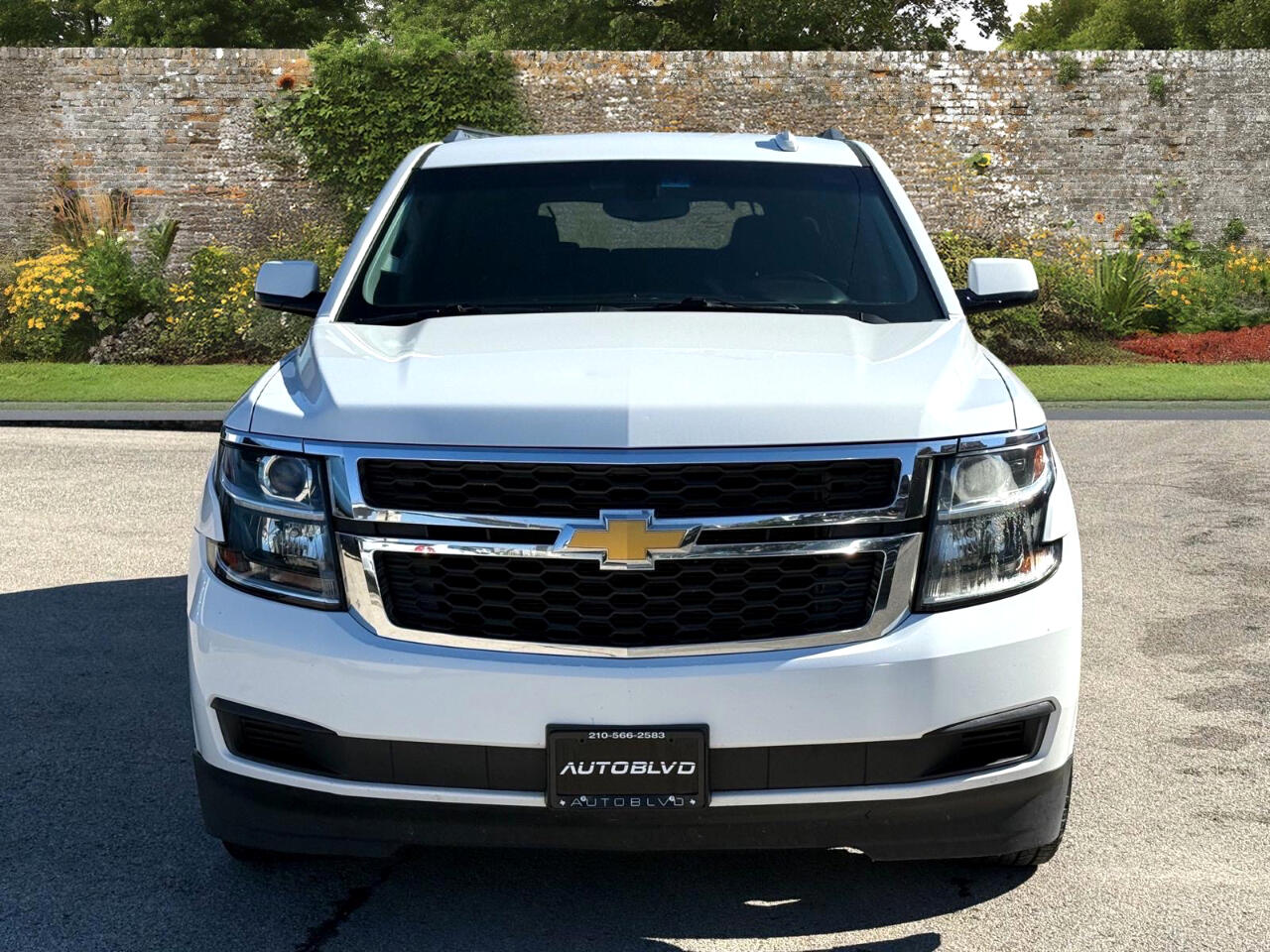Chevrolet Suburban LS 2WD 2016