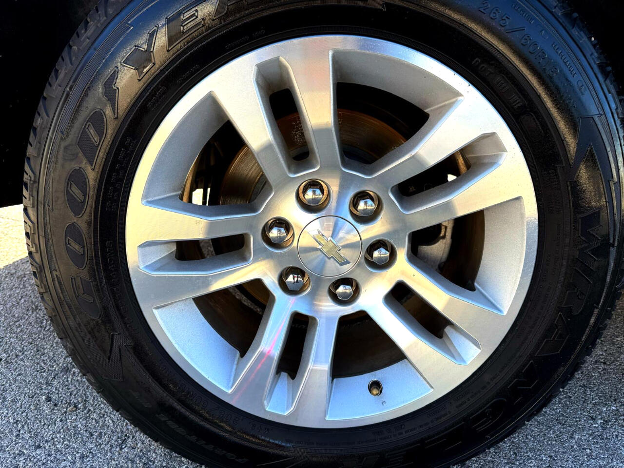 Chevrolet Suburban LS 2WD 2016