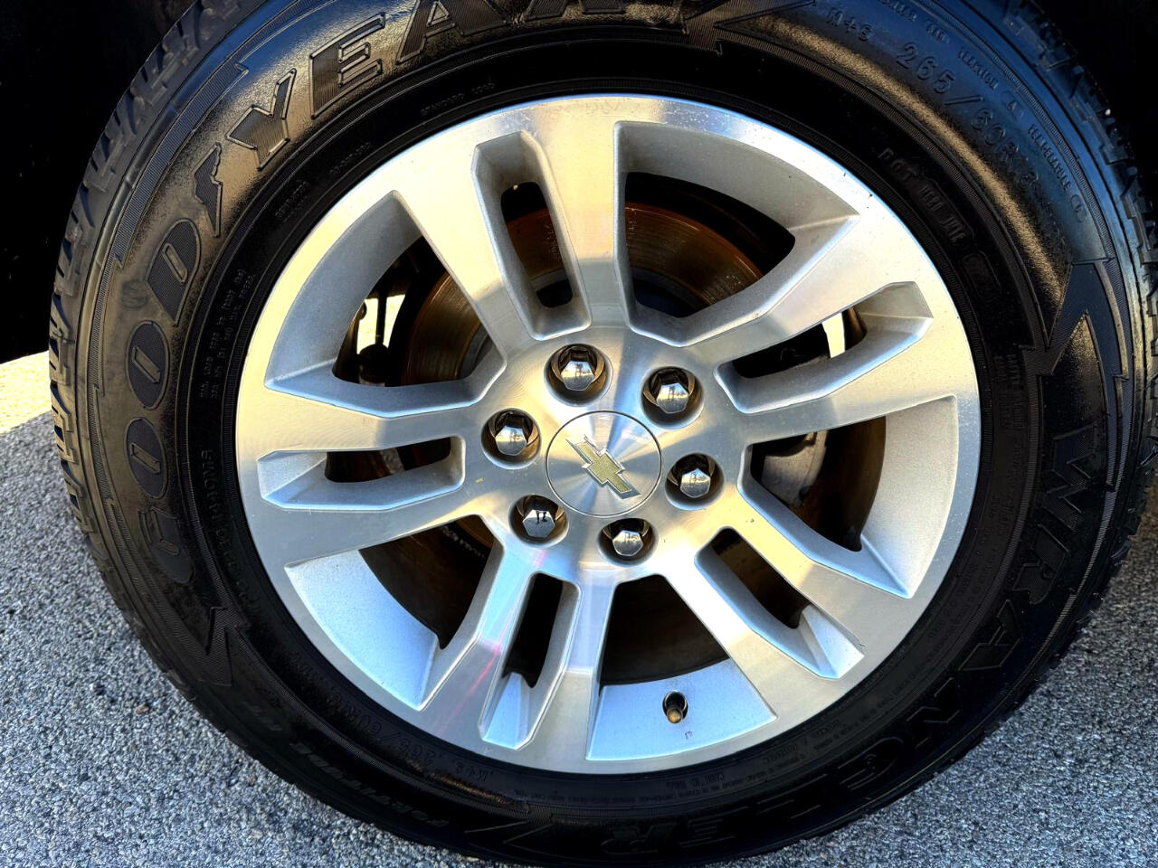 Chevrolet Suburban LS 2WD 2016