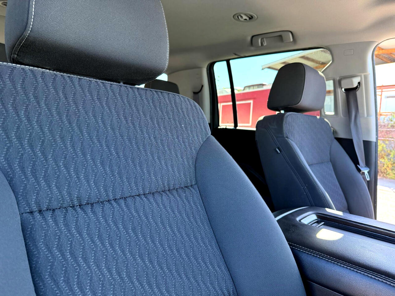 Chevrolet Suburban LS 2WD 2016