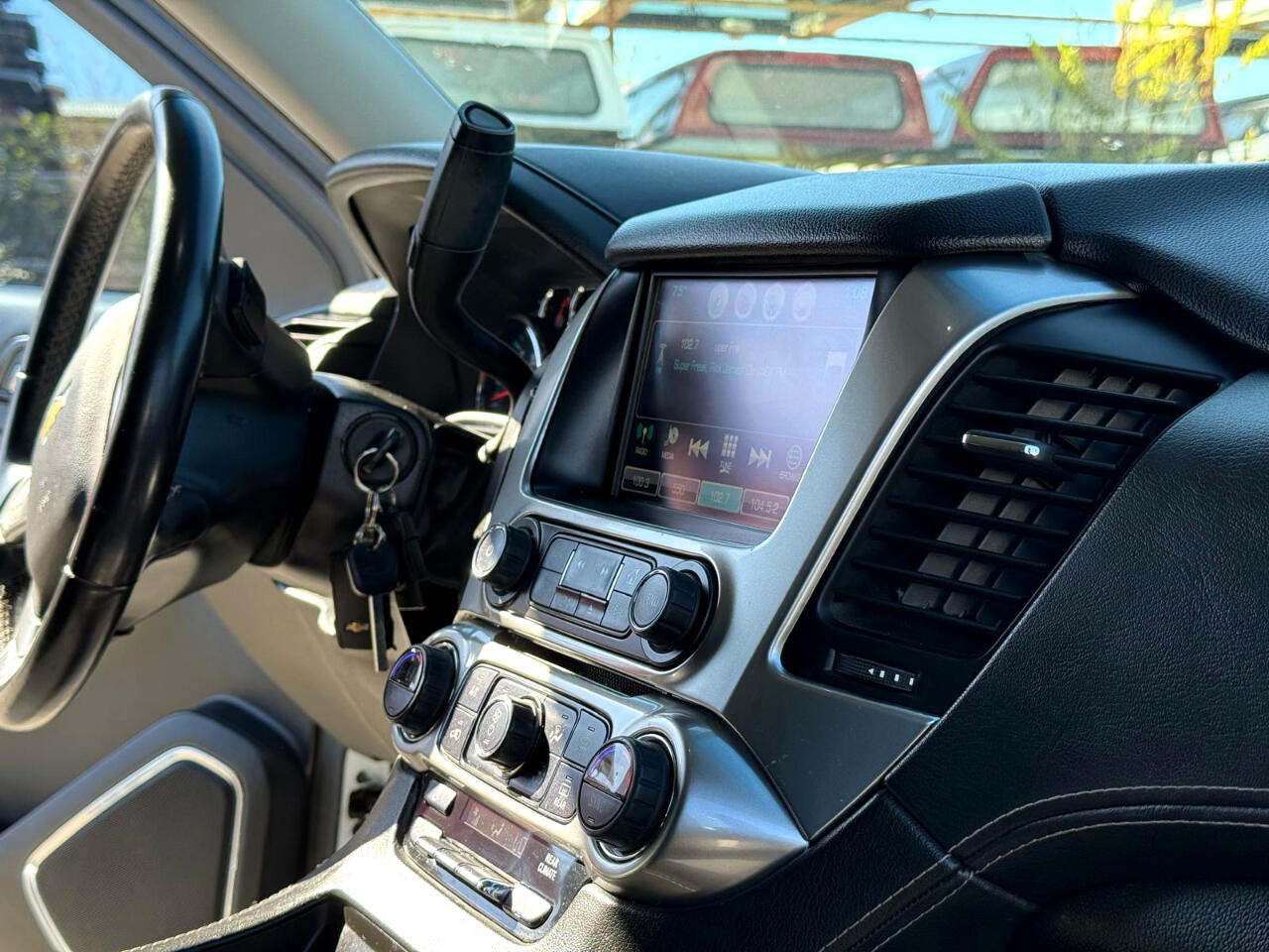 Chevrolet Suburban LS 2WD 2016