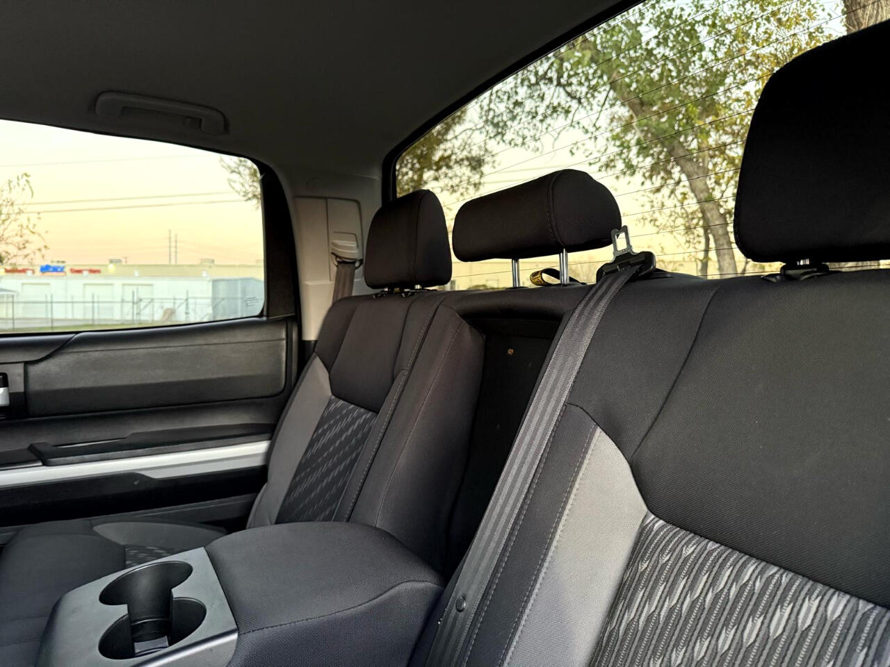 Toyota Tundra SR5 5.7L V8 CrewMax 2WD 2020