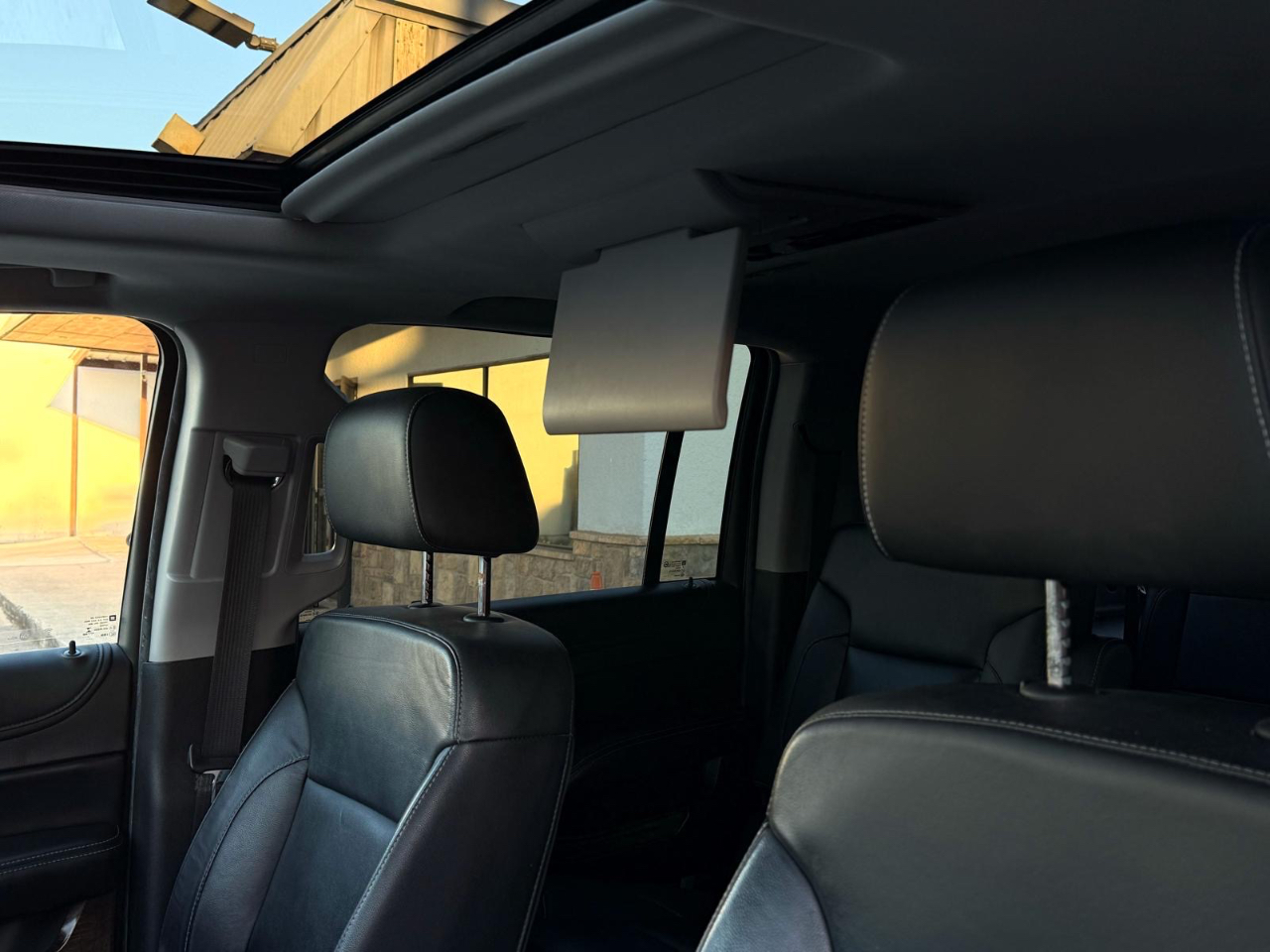 Chevrolet Suburban LT 4WD 2018