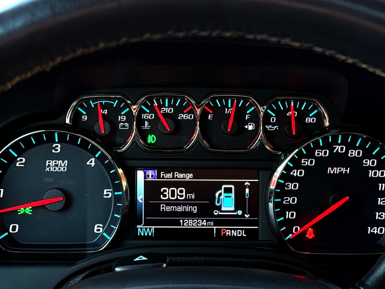 Chevrolet Suburban LT 4WD 2018