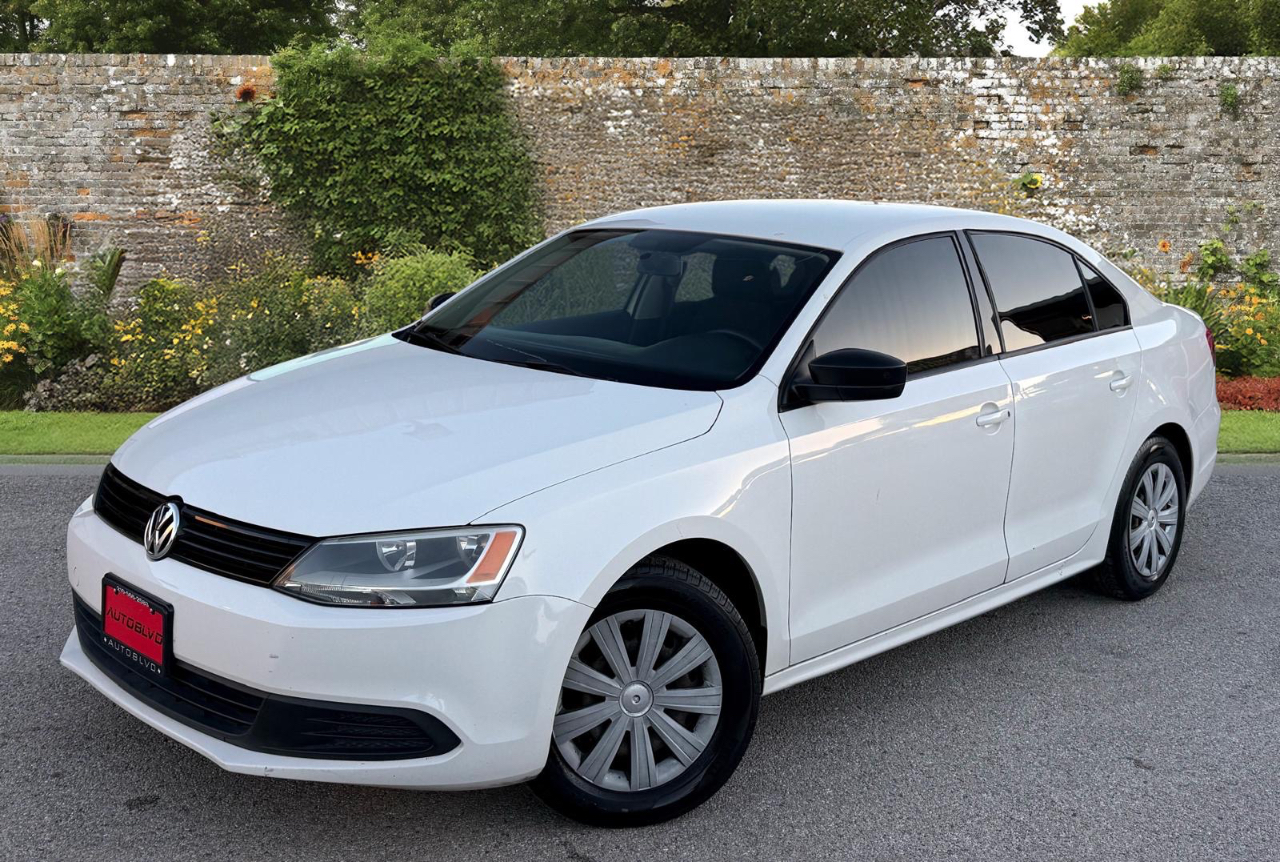 Volkswagen Jetta S 2014