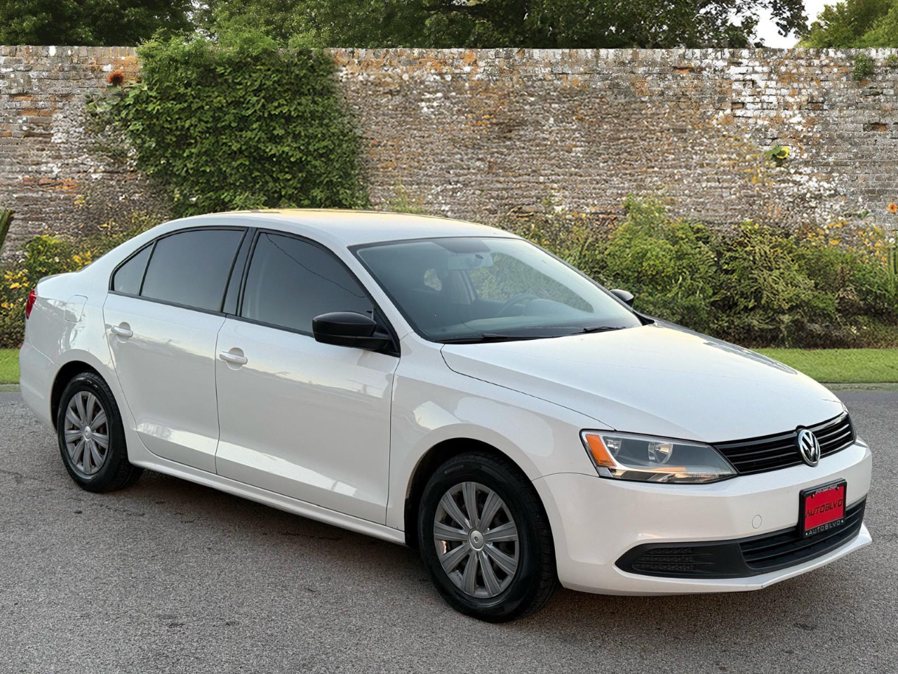 Volkswagen Jetta S 2014