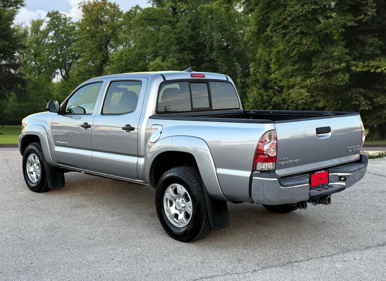 Toyota Tacoma PreRunner Double Cab V6 5AT 2WD 2015