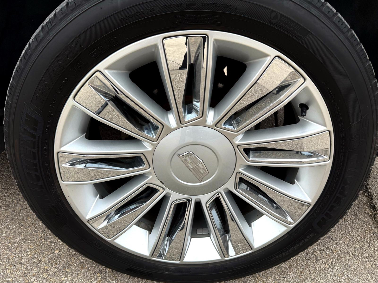 Cadillac Escalade ESV 2WD Platinum 2018