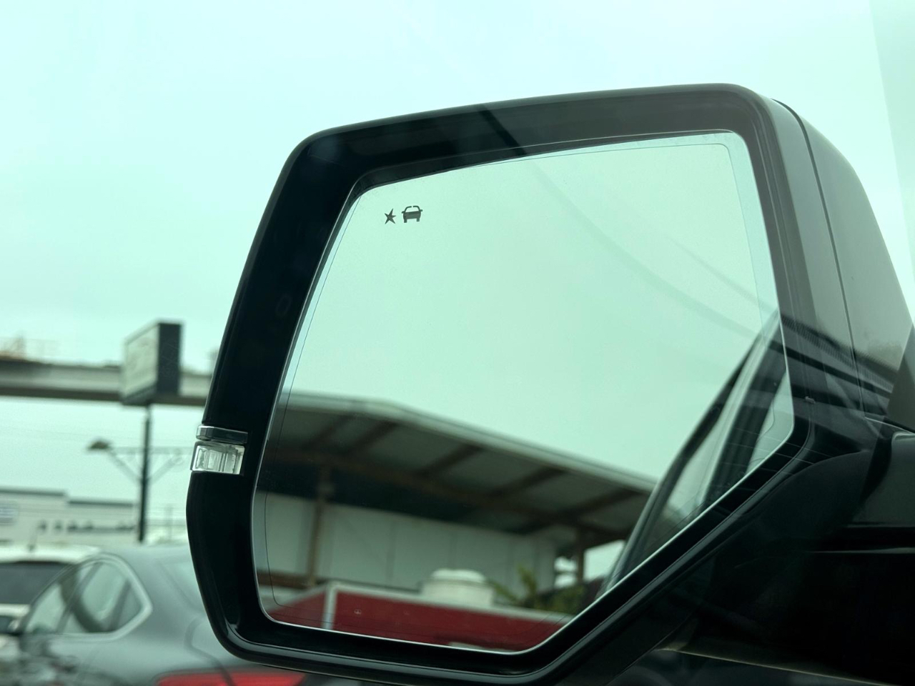 Cadillac Escalade ESV 2WD Platinum 2018