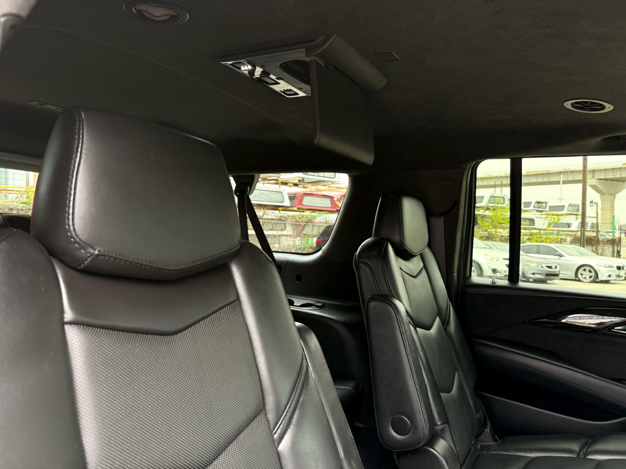 Cadillac Escalade ESV 2WD Platinum 2018