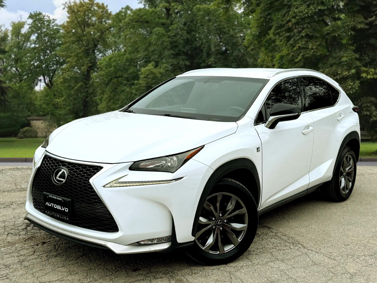 Lexus NX 200t FWD 2017
